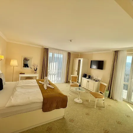 Calimbra Wellness Superior Hotel