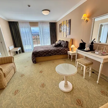 Calimbra Wellness Superior Hotel