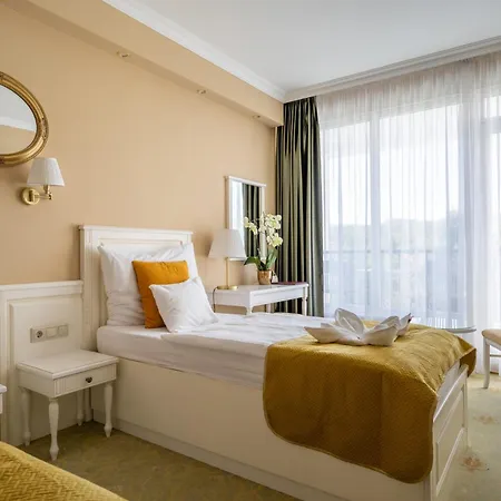 Calimbra Wellness Superior 4* 미슈콜츠