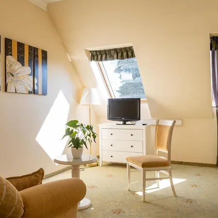 Calimbra Wellness Superior 4* 미슈콜츠