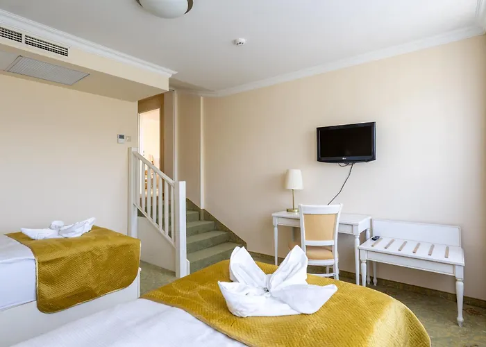Calimbra Wellness Superior Otel 4*